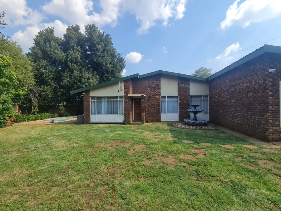3 Bedroom Property for Sale in Miederpark North West